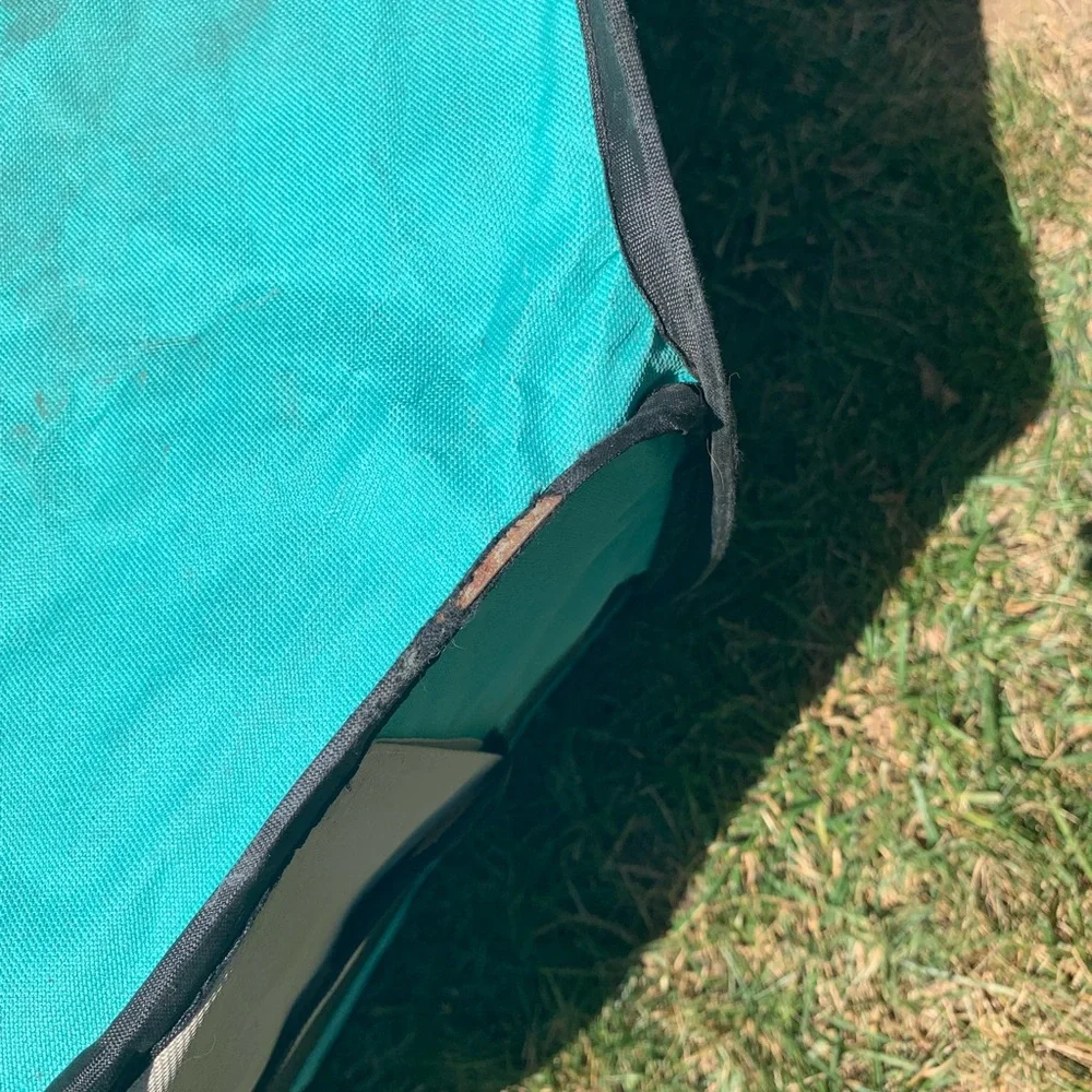 Used Aliparr animal safe zone with zipper top. It had some wear needs cleaned.